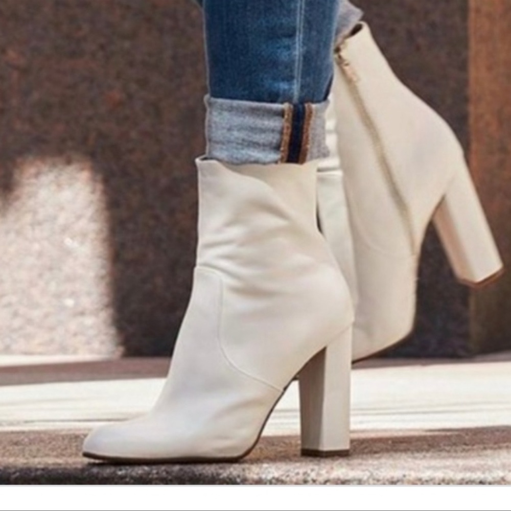 Steve Madden White Editor Dress Boot Chunky Platform Heels Go Go Disco sz 11